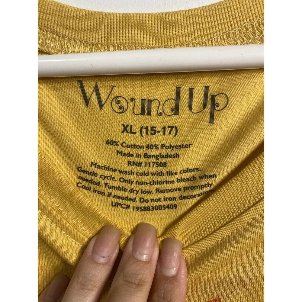 wound‎ up womens short sleeve shirt size XL extra large 15 17